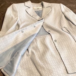 TAHARI- 2-Piece suit